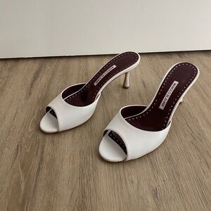 Manolo Blahnik mule kitten heel | White Leather Size 38.5